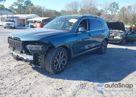 2024 BMW X7 xDrive40I z USA, uszkodzony, nr VIN 5UX23EM02R9T70526